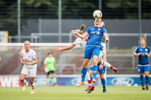 FLYERALARM Frauen Fussball Bundesliga; 1. FC Koeln - SC Sand; 28.06.2020 Agnieszka Winczo ( 15, SC Sand 1946), Johanna Tietge ( 18, 1. FC Koeln) FLYERALARM Frauen Fussball Bundesliga, 1. FC Koeln - SC Sand, Koeln, Franz-Kremer-Stadion DFL REGULATIONS PROHIBIT ANY USE OF PHOTOGRAPHS AS IMAGE SEQUENCES AND OR QUASI-VIDEO. Copyright: xBEAUTIFULxSPORTS Wunderlx