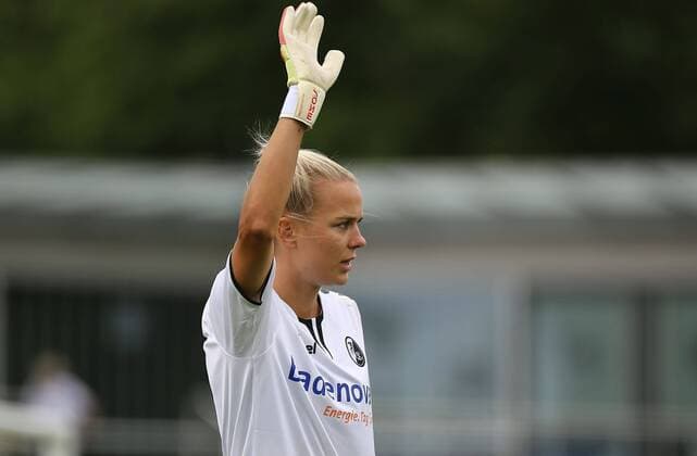 28.06.2020, xcex, GER, Frankfurt am Main, Stadion am Brentanobad, Frauenfussball, 1. Bundesliga, DIE LIGA, FLYERALARM Frauen-Bundesliga Saison 2019 2020 1. FFC Frankfurt gegen SC Freiburg Merle Frohms (SCF) DFL regulations prohibit any use of photographs as image sequences and or quasi-video