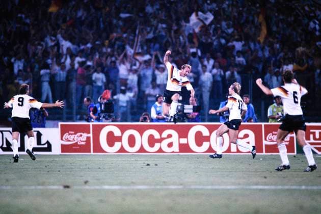 BREHME Andreas Team Deutschland jubelt nach dem verwandelt 11m fuer Deutschland mit KLINSMANN Juergen Team Deutschland Weltmeister FIFA Fussball Weltmeisterschaften 1990 in Italien Finale Deutschland - Argentinien 1 : 0 am 08.07. 1990 in Rom *** BREHME Andreas Team Germany cheers after the 11m for Germany with KLINSMANN Juergen Team Germany World Champion FIFA World Cup 1990 in Italy Final Germany Argentina 1 0 on 08 07 1990 in Rome
