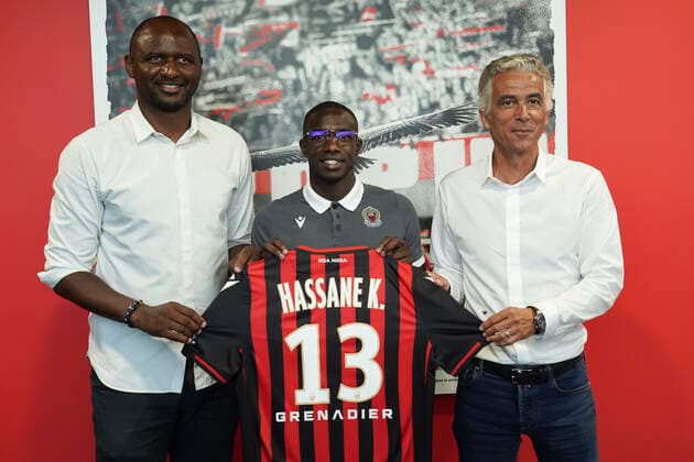 Patrick Vieira (entraineur de l OGC Nice) - Hassane Kamara (OGC Nice) - Jean Pierre Rivere (president de l OGC Nice) FOOTBALL : Presentation des nouvelles recrues de l OGC Nice - Nice - 02 07 2020 NorbertScanella PanoramiC 