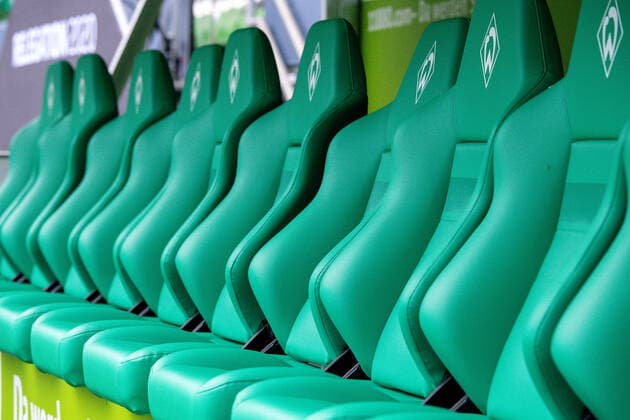 SV Werder Bremen vs 1.FC Heidenheim - Relegation 01 - 02.07.2020 Gaestebank, GER, Werder Bremen vs. FC Heidenheim, Fussball, Bundesliga Religation, 2019 2020, 02.07.2020, DFB DFL regulations prohibit any use of photographs as image sequences and or quasi-video., Foto: EIBNER Sascha Walther Pool gumzmedia nordphoto Bremen Weser-Stadion Hansestadt Bremen Deutschland