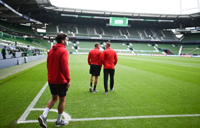SV Werder Bremen vs 1.FC Heidenheim - Relegation 01 - 02.07.2020 Spieler des 1. FC Heidenheim kommen zur Platzbesichtigung vor dem Spiel. Fussball: 1. Bundesliga:: nphgm001: Saison 19 20: Relegation Hinspiel: SV Werder Bremen - 1. FC Heidenheim, 02.07.2020 Foto: Marvin Ibo Güngör GES Pool via gumzmedia nordphoto Bremen HB Deutschland