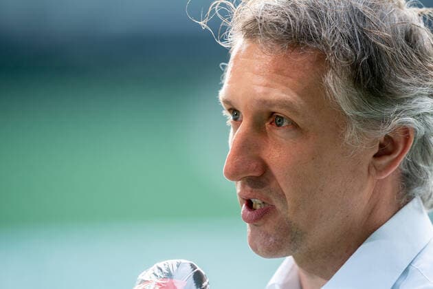 SV Werder Bremen vs 1.FC Heidenheim - Relegation 01 - 02.07.2020 Frank Baumann (Geschäftsführer Fußball Werder Bremen) nphgm001: Fussball: 1. Bundesliga: Saison 19 20: Relegation 01; SV Werder Bremen vs 1.FC Heidenheim - 02.07.2020 Foto: gumzmedia nordphoto POOL DFL regulations prohibit any use of photographs as image sequences and or quasi-video. EDITORIAL USE ONLY National and international News-Agencies OUT. Bremen wohninvest Weserstadion Bremen DEUTSCHLAND