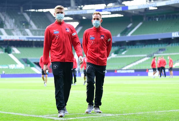 SV Werder Bremen vs 1.FC Heidenheim - Relegation 01 - 02.07.2020 v.l. Oliver Huesing, Marc Schnatterer (Heidenheim) Bremen, 02.07.2020, Fussball, Bundesliga, Relegation, Hinspiel, SV Werder Bremen - 1. FC Heidenheim Foto: TimGroothuis Witters Pool via gumzmedia nordphoto DFL REGULATIONS PROHIBIT ANY USE OF PHOTOGRAPHS AS IMAGE SEQUENCES AND OR QUASI VIDEO EDITORIAL USE ONLY NATIONAL AND INTERNATIONAL NEWS AGENCIES OUT Bremen