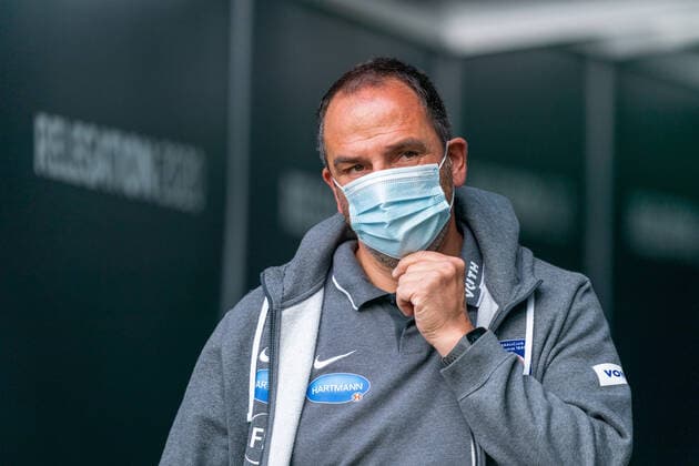 SV Werder Bremen vs 1.FC Heidenheim - Relegation 01 - 02.07.2020 Frank Schmidt (1. FC Heidenheim 1846 Trainer, Headcoach) nphgm001: Fussball: 1. Bundesliga: Saison 19 20: Relegation 01; SV Werder Bremen vs 1.FC Heidenheim - 02.07.2020 Foto: gumzmedia nordphoto POOL DFL regulations prohibit any use of photographs as image sequences and or quasi-video. EDITORIAL USE ONLY National and international News-Agencies OUT. Bremen wohninvest Weserstadion Bremen DEUTSCHLAND