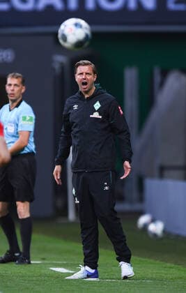 Werder Bremen - 1. FC Heidenheim Fußball, Relegation, Werder Bremen - 1. FC Heidenheim: Trainer Florian Kohfeldt (Bremen) gestikuiert. Photo: Marvin Ibo Güngör GES Pool via xim.gs DFL regulations prohibit any use of photographs as image sequences and or quasi-video. Editorial use only. National and international news agencies out. Bremen Deutschland
