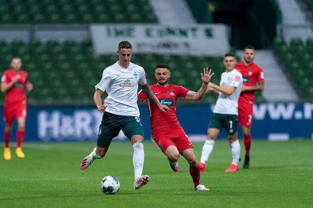 SV Werder Bremen vs 1.FC Heidenheim - Relegation 01 - 02.07.2020 Marco Friedl (Werder Bremen 32), Maurice Multhaup (1. FC Heidenheim 1846 17) nphgm001: Fussball: 1. Bundesliga: Saison 19 20: Relegation 01; SV Werder Bremen vs 1.FC Heidenheim - 02.07.2020 Foto: gumzmedia nordphoto POOL DFL regulations prohibit any use of photographs as image sequences and or quasi-video. EDITORIAL USE ONLY National and international News-Agencies OUT. Bremen wohninvest Weserstadion Bremen DEUTSCHLAND