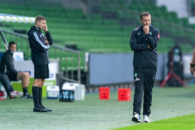 SV Werder Bremen vs 1.FC Heidenheim - Relegation 01 - 02.07.2020 Florian Kohfeldt (Trainer SV Werder Bremen) nphgm001: Fussball: 1. Bundesliga: Saison 19 20: Relegation 01; SV Werder Bremen vs 1.FC Heidenheim - 02.07.2020 Foto: gumzmedia nordphoto POOL DFL regulations prohibit any use of photographs as image sequences and or quasi-video. EDITORIAL USE ONLY National and international News-Agencies OUT. Bremen wohninvest Weserstadion Bremen DEUTSCHLAND