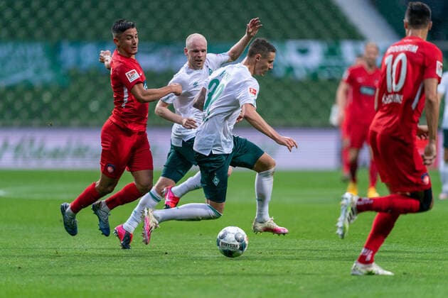 SV Werder Bremen vs 1.FC Heidenheim - Relegation 01 - 02.07.2020 Davy Klaassen (Werder Bremen 30), Marco Friedl (Werder Bremen 32) nphgm001: Fussball: 1. Bundesliga: Saison 19 20: Relegation 01; SV Werder Bremen vs 1.FC Heidenheim - 02.07.2020 Foto: gumzmedia nordphoto POOL DFL regulations prohibit any use of photographs as image sequences and or quasi-video. EDITORIAL USE ONLY National and international News-Agencies OUT. Bremen wohninvest Weserstadion Bremen DEUTSCHLAND
