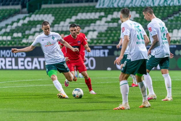 SV Werder Bremen vs 1.FC Heidenheim - Relegation 01 - 02.07.2020 Niklas Moisander (Werder Bremen 18 Kapitaen), Maurice Multhaup (1. FC Heidenheim 1846 17) nphgm001: Fussball: 1. Bundesliga: Saison 19 20: Relegation 01; SV Werder Bremen vs 1.FC Heidenheim - 02.07.2020 Foto: gumzmedia nordphoto POOL DFL regulations prohibit any use of photographs as image sequences and or quasi-video. EDITORIAL USE ONLY National and international News-Agencies OUT. Bremen wohninvest Weserstadion Bremen DEUTSCHLAND