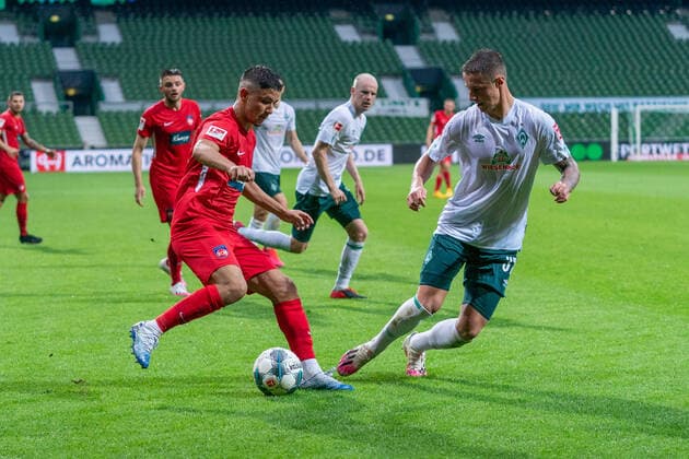 SV Werder Bremen vs 1.FC Heidenheim - Relegation 01 - 02.07.2020 nphgm001: Fussball: 1. Bundesliga: Saison 19 20: Relegation 01; SV Werder Bremen vs 1.FC Heidenheim - 02.07.2020 Foto: gumzmedia nordphoto POOL DFL regulations prohibit any use of photographs as image sequences and or quasi-video. EDITORIAL USE ONLY National and international News-Agencies OUT. Bremen wohninvest Weserstadion Bremen DEUTSCHLAND