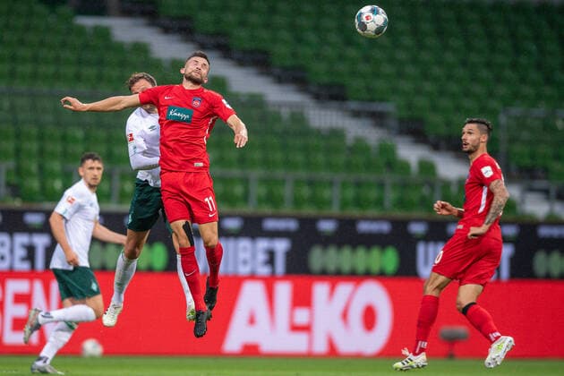 GER, Werder Bremen vs. FC Heidenheim, Fussball, Bundesliga Religation, 2019 2020, 02.07.2020 Denis Thomalla (FC Heidenheim, 11), GER, Werder Bremen vs. FC Heidenheim, Fussball, Bundesliga Religation, 2019 2020, 02.07.2020, DFB DFL regulations prohibit any use of photographs as image sequences and or quasi-video., Foto: EIBNER Sascha Walther Bremen Weser-Stadion Hansestadt Bremen Deutschland