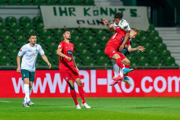 SV Werder Bremen vs 1.FC Heidenheim - Relegation 01 - 02.07.2020 Theodor Gebre Selassie (Werder Bremen 23) nphgm001: Fussball: 1. Bundesliga: Saison 19 20: Relegation 01; SV Werder Bremen vs 1.FC Heidenheim - 02.07.2020 Foto: gumzmedia nordphoto POOL DFL regulations prohibit any use of photographs as image sequences and or quasi-video. EDITORIAL USE ONLY National and international News-Agencies OUT. Bremen wohninvest Weserstadion Bremen DEUTSCHLAND