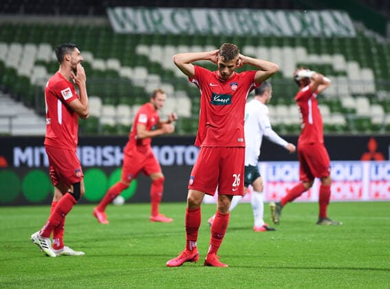 Werder Bremen - 1. FC Heidenheim Fußball, Relegation, Werder Bremen - 1. FC Heidenheim: Frust bei David Otto (Heidenheim) r. Photo: Marvin Ibo Güngör GES Pool via xim.gs DFL regulations prohibit any use of photographs as image sequences and or quasi-video. Editorial use only. National and international news agencies out. Bremen Deutschland