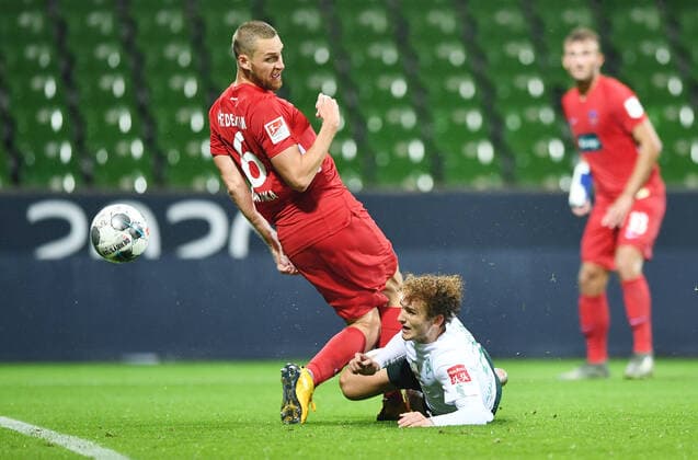 Werder Bremen - 1. FC Heidenheim Fußball, Relegation, Werder Bremen - 1. FC Heidenheim: v.l. Patrick Mainka, Joshua Sargent (Bremen) Photo: Tim Groothuis Witters Pool via xim.gs DFL regulations prohibit any use of photographs as image sequences and or quasi-video. Editorial use only. National and international news agencies out. Bremen Deutschland