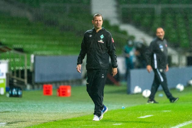 SV Werder Bremen vs 1.FC Heidenheim - Relegation 01 - 02.07.2020 enttäuscht enttaeuscht traurig, Florian Kohfeldt (Trainer SV Werder Bremen) nphgm001: Fussball: 1. Bundesliga: Saison 19 20: Relegation 01; SV Werder Bremen vs 1.FC Heidenheim - 02.07.2020 Foto: gumzmedia nordphoto POOL DFL regulations prohibit any use of photographs as image sequences and or quasi-video. EDITORIAL USE ONLY National and international News-Agencies OUT. Bremen wohninvest Weserstadion Bremen DEUTSCHLAND