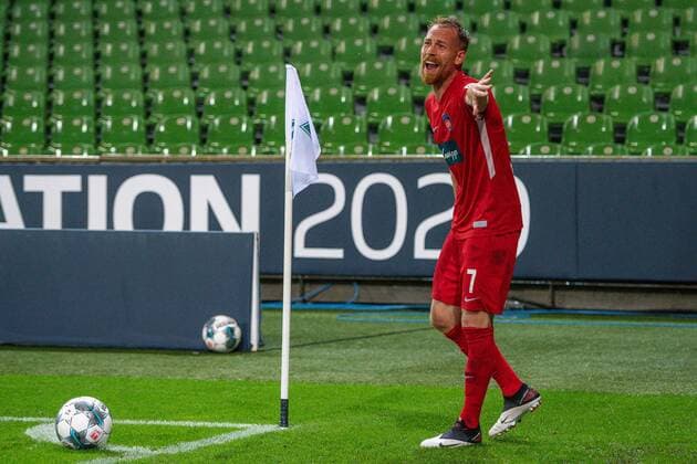 GER, Werder Bremen vs. FC Heidenheim, Fussball, Bundesliga Religation, 2019 2020, 02.07.2020 Marc Schnatterer (FC Heidenheim, 07), GER, Werder Bremen vs. FC Heidenheim, Fussball, Bundesliga Religation, 2019 2020, 02.07.2020, DFB DFL regulations prohibit any use of photographs as image sequences and or quasi-video., Foto: EIBNER Sascha Walther Bremen Weser-Stadion Hansestadt Bremen Deutschland