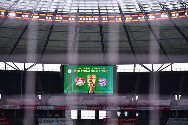 DFB-Pokal Finale: Bayern Muenchen - Bayer Leverkusen, 04.07.2020 Feature, Schmuckbild, Hintergrund, Hintergrundbild, Symbol, Symboldbild Anzeigentafel im Olympiastadion. Fussball: DFB-Pokal: Saison 19 20: Finale: Bayern Muenchen - Bayer Leverkusen, 04.07.2020 Foto: Marvin Ibo Güngör GES POOL DFL REGULATIONS PROHIBIT ANY USE OF PHOTOGRAPHS AS IMAGE SEQUENCES AND OR QUASI-VIDEO. EDITORIAL USE ONLY. Berlin BE Deutschland