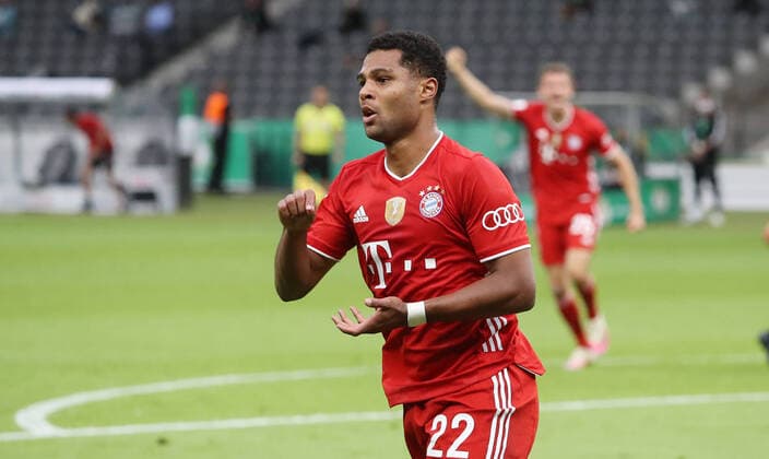 Fussball, Pokalfinale: Saison 2019 2020, 04.07.2020 DFB-Pokal Finale der Herren , Bayer Leverkusen - Bayern München , Muenchen FCB Serge Gnabry , Jubel , Torjubel , nach dem 2:0 , Gestik , Geste , Rührt , Rührer firo, Sport, Fussball, Pokalfinale: Saison 2019 2020, 04.07.2020 DFB-Pokal Finale der Herren Bayer Leverkusen - FC Bayern München , Muenchen Foto: Jürgen Fromme firosportphoto POOL DFL REGULATIONS PROHIBIT ANY USE OF PHOTOGRAPHS as IMAGE SEQUENCES and or QUASI-VIDEO. EDITORIAL USE ONLY. Nur für journalistische Zwecke! Only for editorial use! Stadt Berlin Olympiastadion Bundesland Berlin Deutschland