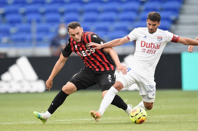 Houssem Aouar (lyon) vs Amine Gouiri (nice) FOOTBALL : Lyon vs Nice - Amical - 04 07 2020 FredericChambert Panoramic 