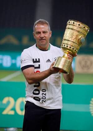 Final German Football Trophy FC BAYERN MUENCHEN - BAYER 04 LEVERKUSEN 4-2 Berlin, Germany, 4 th July 2020, Celebration winner ceremony: Trainer Hansi FLICK (FCB), team manager, headcoach, coach, with trophy, at the DFB Pokal Final match FC BAYERN MUENCHEN - BAYER 04 LEVERKUSEN 4-2 in season 2019 2020 , FCB Foto: Hans Rauchensteiner Pool via Peter Schatz - DFB REGULATIONS PROHIBIT ANY USE OF PHOTOGRAPHS as IMAGE SEQUENCES and or QUASI-VIDEO - National and international News-Agencies OUT Editorial Use ONLY Berlin Olympic Stadium Berlin Germany