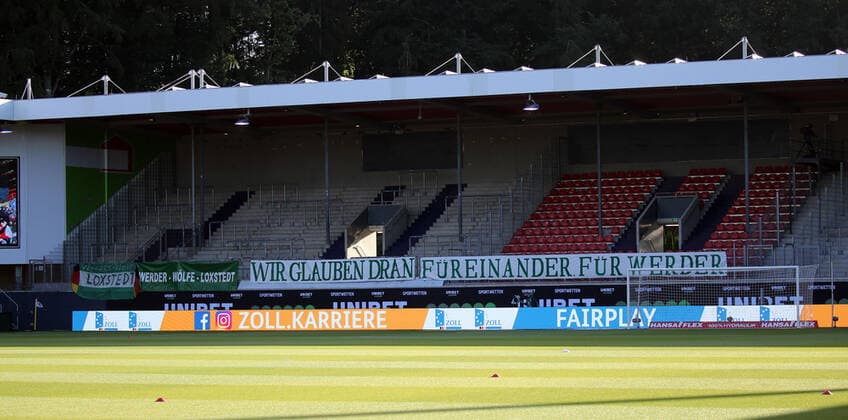 1. FC Heidenheim - Werder Bremen Fußball, Relegation, 1. FC Heidenheim - Werder Bremen: Gäste Fan Block Werder Bremen leer Photo: Robin Rudel Pressefoto Rudel Pool via xim.gs DFL regulations prohibit any use of photographs as image sequences and or quasi-video. Editorial use only. National and international news agencies out. Heidenheim Deutschland