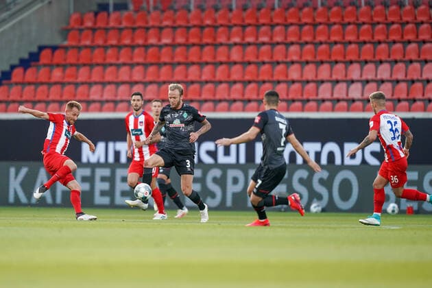 1.FC Heidenheim vs SV Werder Bremen - Relegation 02 - 06.07.2020 Kevin Vogt (Werder Bremen 03) nphgm001: Fussball: 1. Bundesliga: Saison 19 20: Relegation 02; 1.FC Heidenheim vs SV Werder Bremen - 06.07.2020 Foto: gumzmedia nordphoto POOL DFL regulations prohibit any use of photographs as image sequences and or quasi-video. EDITORIAL USE ONLY National and international News-Agencies OUT. Heidenheim Voith-Arena BW DEUTSCHLAND