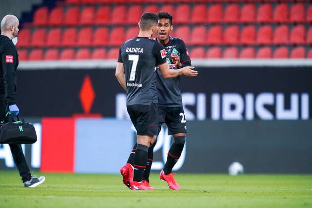 1.FC Heidenheim vs SV Werder Bremen - Relegation 02 - 06.07.2020 Milot Rashica (Werder Bremen 07), Theodor Gebre Selassie (Werder Bremen 23) nphgm001: Fussball: 1. Bundesliga: Saison 19 20: Relegation 02; 1.FC Heidenheim vs SV Werder Bremen - 06.07.2020 Foto: gumzmedia nordphoto POOL DFL regulations prohibit any use of photographs as image sequences and or quasi-video. EDITORIAL USE ONLY National and international News-Agencies OUT. Heidenheim Voith-Arena BW DEUTSCHLAND