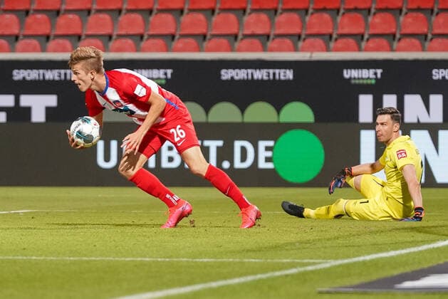 1.FC Heidenheim vs SV Werder Bremen - Relegation 02 - 06.07.2020 nphgm001: Fussball: 1. Bundesliga: Saison 19 20: Relegation 02; 1.FC Heidenheim vs SV Werder Bremen - 06.07.2020 Foto: gumzmedia nordphoto POOL DFL regulations prohibit any use of photographs as image sequences and or quasi-video. EDITORIAL USE ONLY National and international News-Agencies OUT. Heidenheim Voith-Arena BW DEUTSCHLAND