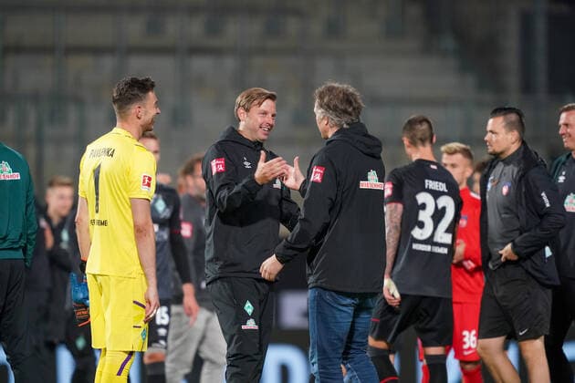1.FC Heidenheim vs SV Werder Bremen - Relegation 02 - 06.07.2020 Florian Kohfeldt (Trainer SV Werder Bremen), Frank Baumann (Geschäftsführer Fußball Werder Bremen), Jiri Pavlenka (Werder Bremen 01) nphgm001: Fussball: 1. Bundesliga: Saison 19 20: Relegation 02; 1.FC Heidenheim vs SV Werder Bremen - 06.07.2020 Foto: gumzmedia nordphoto POOL DFL regulations prohibit any use of photographs as image sequences and or quasi-video. EDITORIAL USE ONLY National and international News-Agencies OUT. Heidenheim Voith-Arena BW DEUTSCHLAND