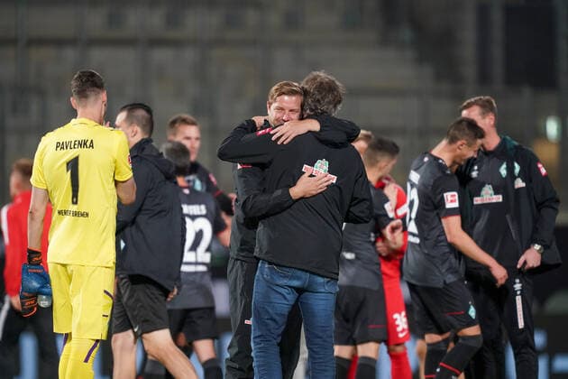 1.FC Heidenheim vs SV Werder Bremen - Relegation 02 - 06.07.2020 Florian Kohfeldt (Trainer SV Werder Bremen), Frank Baumann (Geschäftsführer Fußball Werder Bremen) nphgm001: Fussball: 1. Bundesliga: Saison 19 20: Relegation 02; 1.FC Heidenheim vs SV Werder Bremen - 06.07.2020 Foto: gumzmedia nordphoto POOL DFL regulations prohibit any use of photographs as image sequences and or quasi-video. EDITORIAL USE ONLY National and international News-Agencies OUT. Heidenheim Voith-Arena BW DEUTSCHLAND