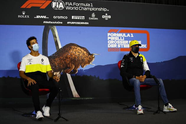 Motorsports: FIA Formula One World Championship, WM, Weltmeisterschaft 2020, Grand Prix of Styria Motorsports: FIA Formula One World Championship 2020, Grand Prix of Styria, 3 Daniel Ricciardo (AUS, Renault DP World F1 Team), 31 Esteban Ocon (FRA, Renault DP World F1 Team),