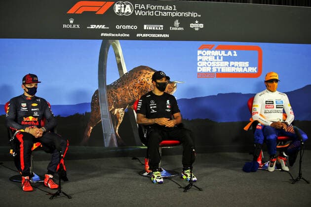 Motorsports: FIA Formula One World Championship, WM, Weltmeisterschaft 2020, Grand Prix of Styria Motorsports: FIA Formula One World Championship 2020, Grand Prix of Styria, 33 Max Verstappen (NLD, Aston Martin Red Bull Racing), 44 Lewis Hamilton (GBR, Mercedes-AMG Petronas Formula One Team), 55 Carlos Sainz (ESP, McLaren F1 Team),