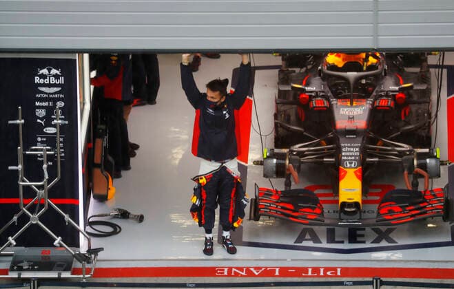 Motorsports: FIA Formula One World Championship, WM, Weltmeisterschaft 2020, Grand Prix of Styria Motorsports: FIA Formula One World Championship 2020, Grand Prix of Styria, 23 Alexander Albon (THA, Aston Martin Red Bull Racing),
