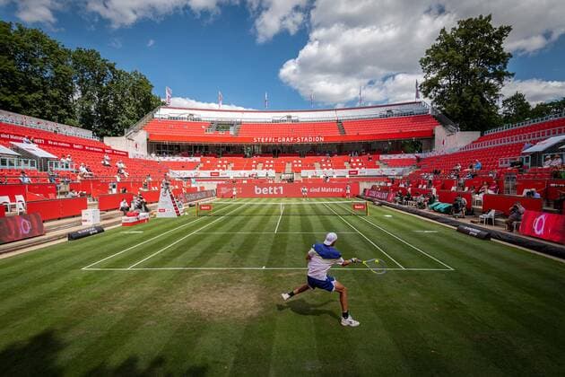 Tennis Berlin 13.07.2020 Bett1aces Turnier Jan-Lennard Struff (GER Steffi-Graf Stadion Sportst°tte wenige Zuschauer Corona Sicherheitskonzept