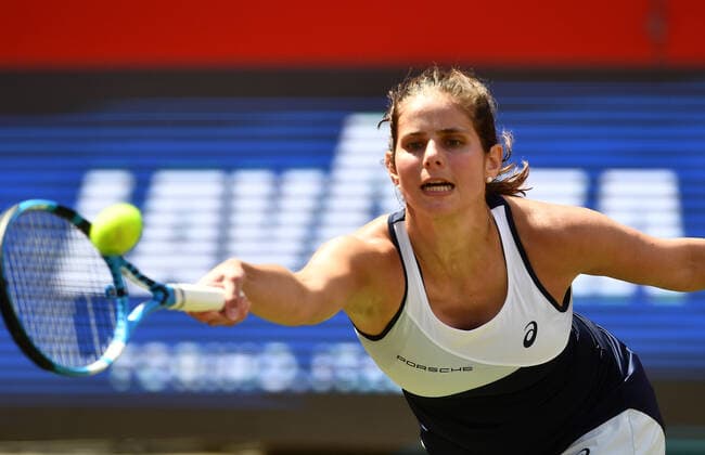 Julia Goerges (GER) Julia Goerges (GER) vs Anastasija Sevastova (LAT) Bett1ACES-Tennisturnier Tennis-Tournament, Tennisturnier, Damen und Herren auf LTTC Tot-Weiss Anlage im Steffi-Graf-Stadion Berlin, 13.7.2020