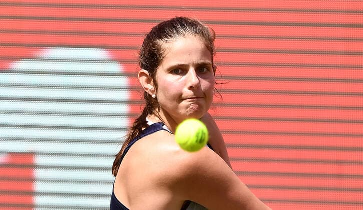 Julia Goerges (GER) Julia Goerges (GER) vs Anastasija Sevastova (LAT) Bett1ACES-Tennisturnier Tennis-Tournament, Tennisturnier, Damen und Herren auf LTTC Tot-Weiss Anlage im Steffi-Graf-Stadion Berlin, 13.7.2020