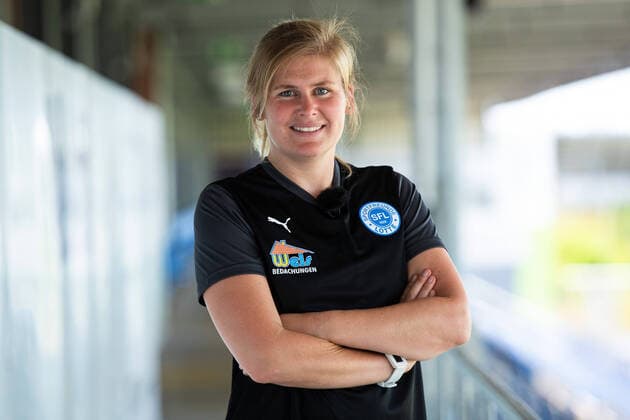 13.07.2020 - Fußball, Regionalliga West, 2020 2021, Porträttermin Imke Wübbenhorst als Trainerin der VfL Sportfreunde Lotte: Foto: Noah Wedel Lotte Nordrhein-Westfalen Deutschland Stadion am Lotter Kreuz