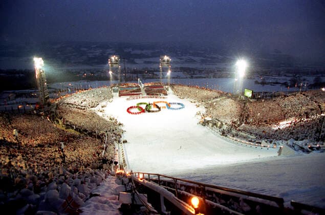 940212 Winter Olympics 1994, Opening Ceremony: View of the opening ceremony at The Winter Olympic Games, Olympische Spiele, Olympia, OS on February 12, 1994 in Lillehammer, Norway. BILDBYRAN  Copyright: BILDBYRAN BB940212BB017
