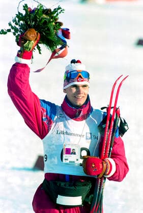 OLYMPIC LEGENDS: Thomas Alsgaard 940214 Winter Olympics 1994, Cross country skiing: Gold medalist Thomas Alsgaard of Norway celebrate after 30 km freestyle at The Winter Olympic Games, Olympische Spiele, Olympia, OS on February 14, 1994 in Lillehammer, Norway. BILDBYRAN  Copyright: BILDBYRAN BB940214BB007