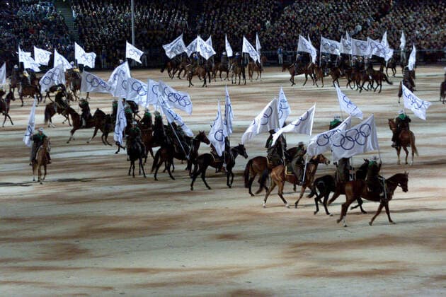 000915 Summer Olympics 2000, Opening Ceremony: Performers in Stadium Australia during the opening cremony at The Summer Olympic Games, Olympische Spiele, Olympia, OS on September 15, 2000 in Sydney, Australia. BILDBYRAN  Copyright: LENNARTxMANSSON BB000915LM041