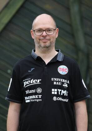 Handball 1. Bundesliga Damen THC - Mannschaftsfototermin 15.07.2020, Schönstedt, Baumkronenpfad, Handball 1.Bundesliga Damen, Saison 2020 2021, Thüringer Handballclub, THC - Mannschaftsfototermin im Bild: Teammanager Maik Schenk