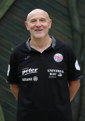 Handball 1. Bundesliga Damen THC - Mannschaftsfototermin 15.07.2020, Schönstedt, Baumkronenpfad, Handball 1.Bundesliga Damen, Saison 2020 2021, Thüringer Handballclub, THC - Mannschaftsfototermin im Bild: Trainer Herbert Müller