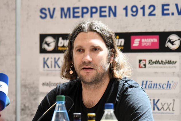 GER, 3.FBL, PK SV Meppen 17.07.2020, Hänsch-Arena, Meppen, GER, 3.FBL, PK SV Meppen Als neuer Trainer des SV Meppen wurde Torsten Frings vorgestellt. im Bild Trainer Torsten Frings (SV Meppen) DFL REGULATIONS PROHIBIT ANY USE OF PHOTOGRAPHS AS IMAGE SEQUENCES AND OR QUASI-VIDEO