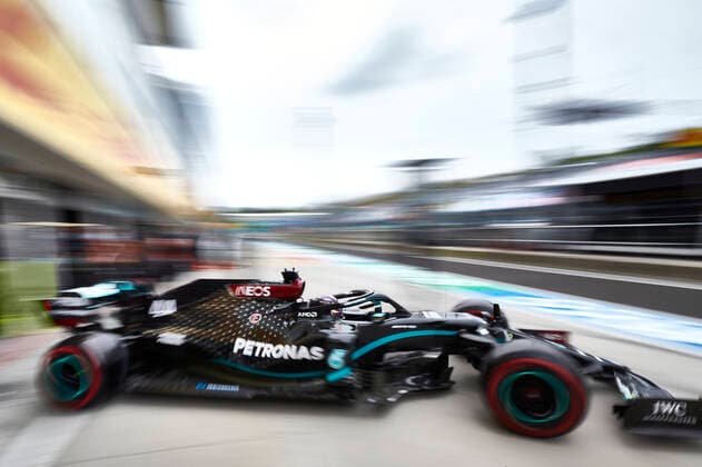 Sport Bilder des Tages Motorsports: FIA Formula One World Championship, WM, Weltmeisterschaft 2020, Grand Prix of Hungary Motorsports: FIA Formula One World Championship 2020, Grand Prix of Hungary, 44 Lewis Hamilton (GBR, Mercedes-AMG Petronas Formula One Team),