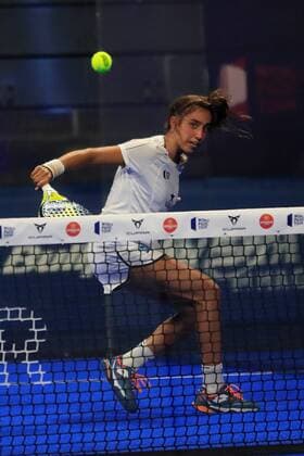Spanish players Beatriz Gonzalez (c) and Marta Ortega (unseen) face Portuguese Sofia Araujo and Argentinian Maria Virginia Riera (unseen) during their World Padel Tour Madrid Open 2020 s women semi-final double match at Madrid Arena pavilion, in Madrid, Spain, 18 July 2020. Madrid Open 2020 !ACHTUNG: NUR REDAKTIONELLE NUTZUNG!  Copyright: xFernandoxAlvaradox GRAF887 20200718-637306671335873202