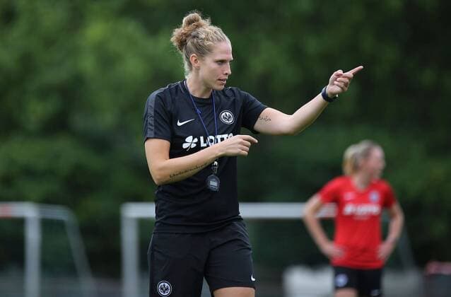 17.07.2020, xcex, GER, Frankfurt am Main, Frauenfussball, 2. Bundesliga, Frauen-Bundesliga Saison 2020 2021, Trainingsauftakt Eintracht Frankfurt Frauen II (ehemals 1. FFC Frankfurt II) Trainerin, Coach Kim Kulig-Soyah DFL regulations prohibit any use of photographs as image sequences and or quasi-video