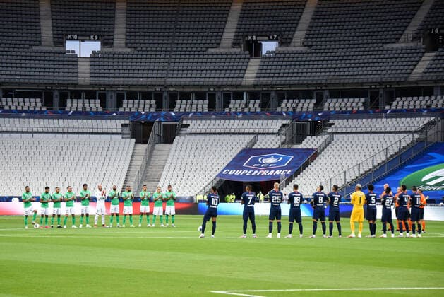 Hommage - Presentation - Line up Equipe de Saint Etienne - Ambiance - FOOTBALL : Paris Saint Germain vs AS Saint Etienne - Finale Coupe de France - Saint Denis - 24 07 2020 FedericoPestellini Panoramic 