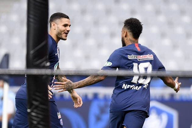 JOIE - 10 NEYMAR JR (PSG) - DOS - 08 LEANDRO PAREDES (PSG) FOOTBALL : Paris SG vs Saint Etienne - Coupe de France - Finale - 24 07 2020 FEP Panoramic 
