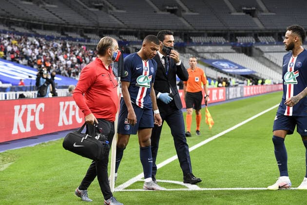 BLESSURE - DECEPTION - 07 KYLIAN MBAPPE (PSG) FOOTBALL : Paris SG vs Saint Etienne - Coupe de France - Finale - 24 07 2020 FEP Panoramic 